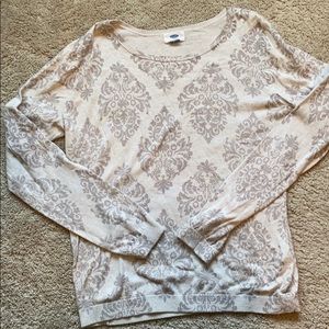 Pattern sweater